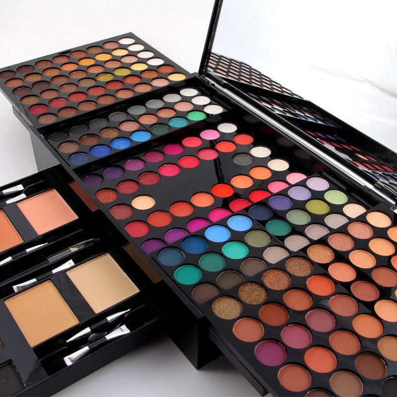 Piano-shaped makeup palette with 180 colors eyeshadow, blush, and contour powders.