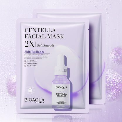 Collagen face mask for moisturized, firm skin with hyaluronic acid.