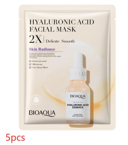 Collagen face mask pack containing hyaluronic acid essence for skin radiance and smoothness.